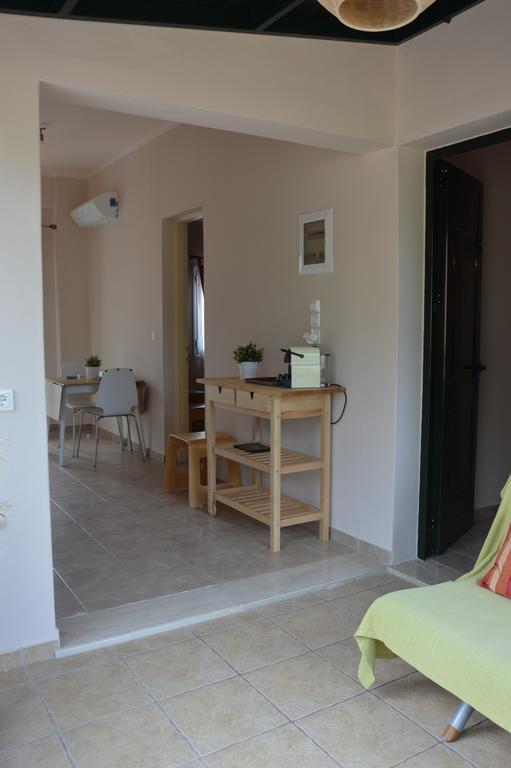 Akis Appartement *