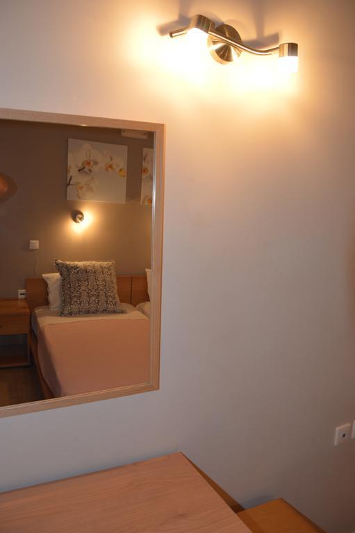 Akis Appartement *