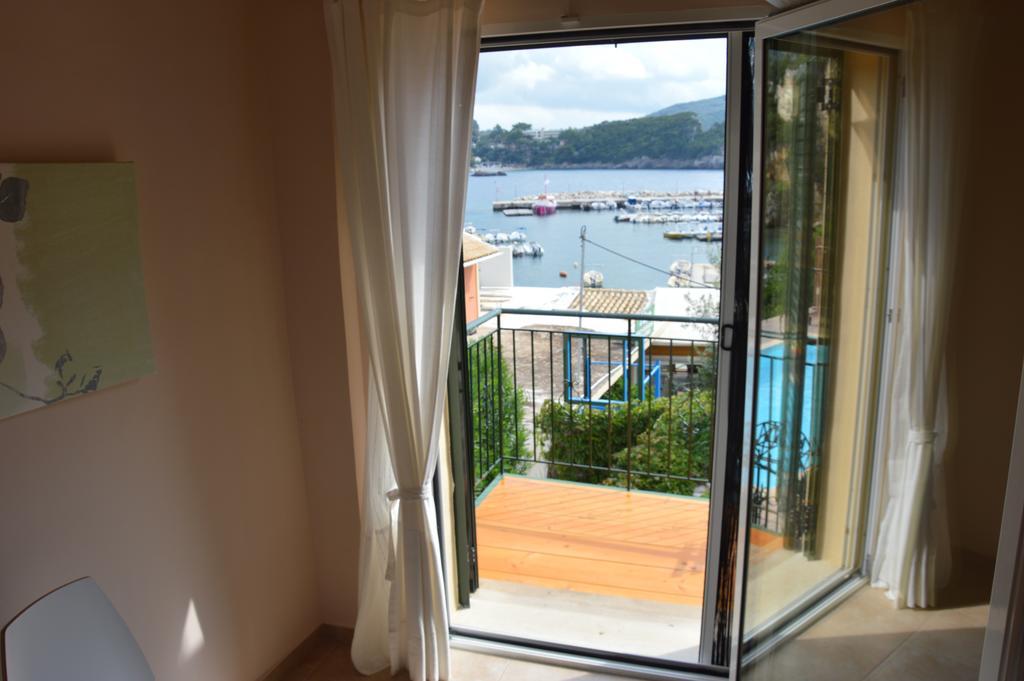 Akis Apartament *