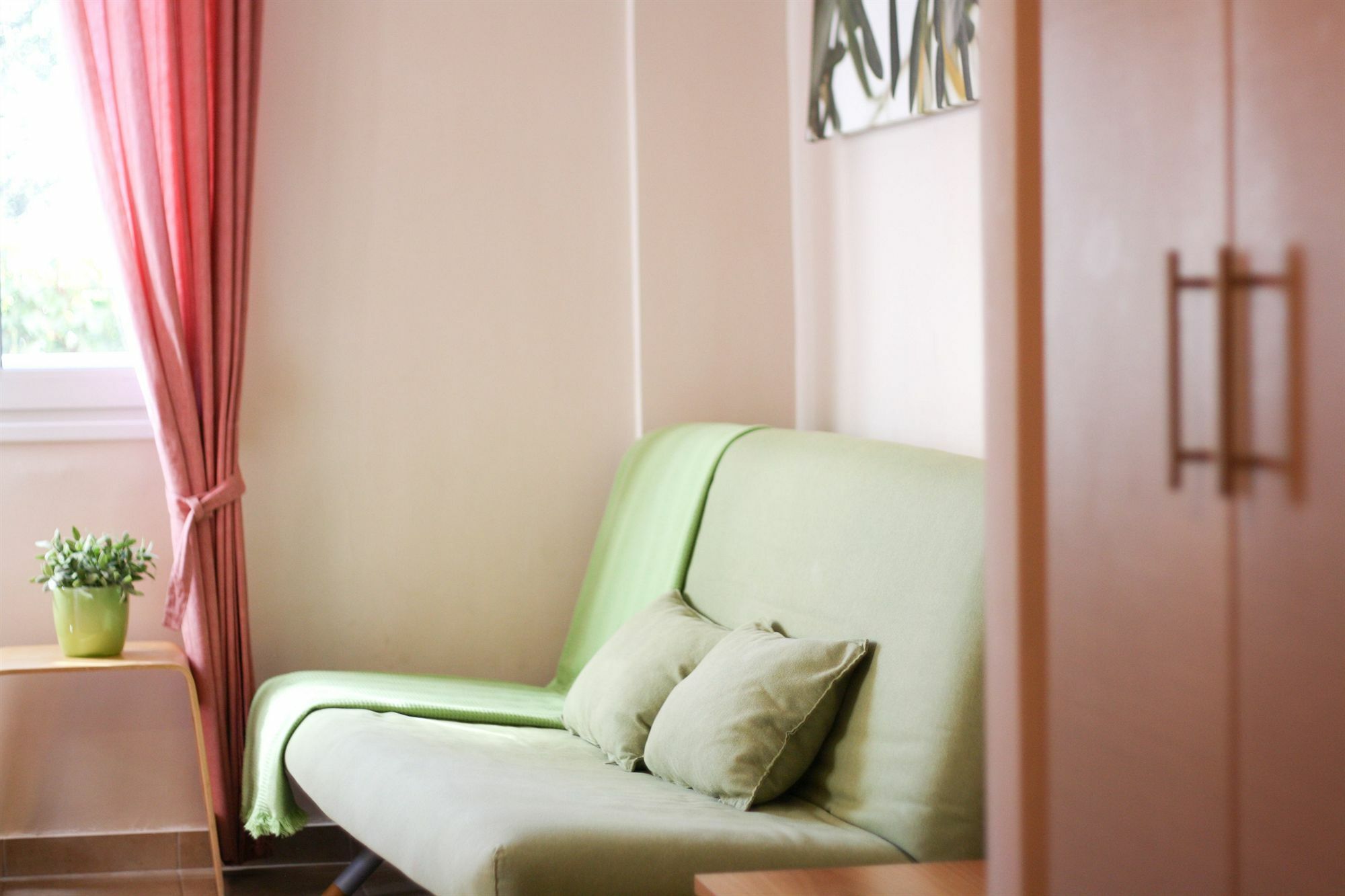 Apartament Akis *